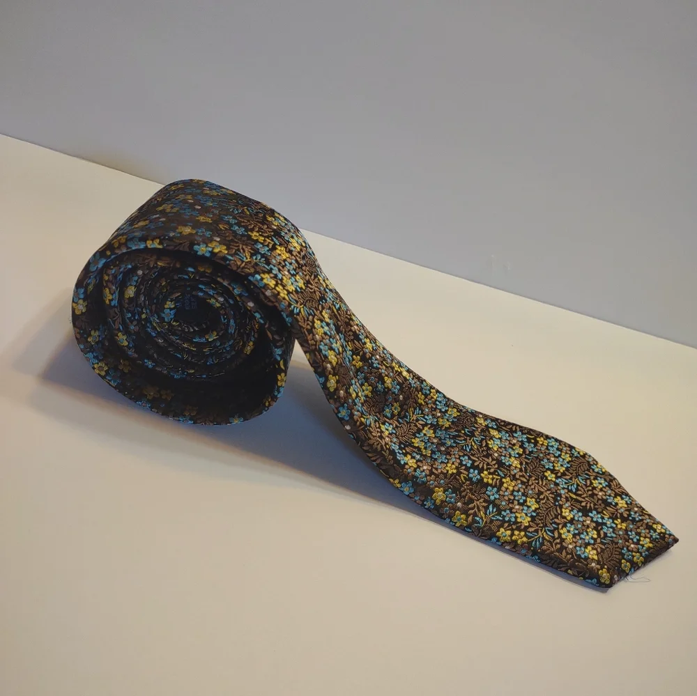 Sean John Floral Patterned Silk Tie in Blue and Brown